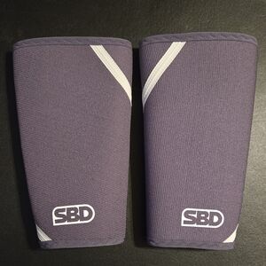 Purple Knee Sleeves